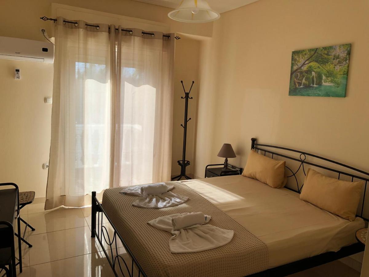 Nikolakakis Rooms Lavrio Lávrion Exterior foto