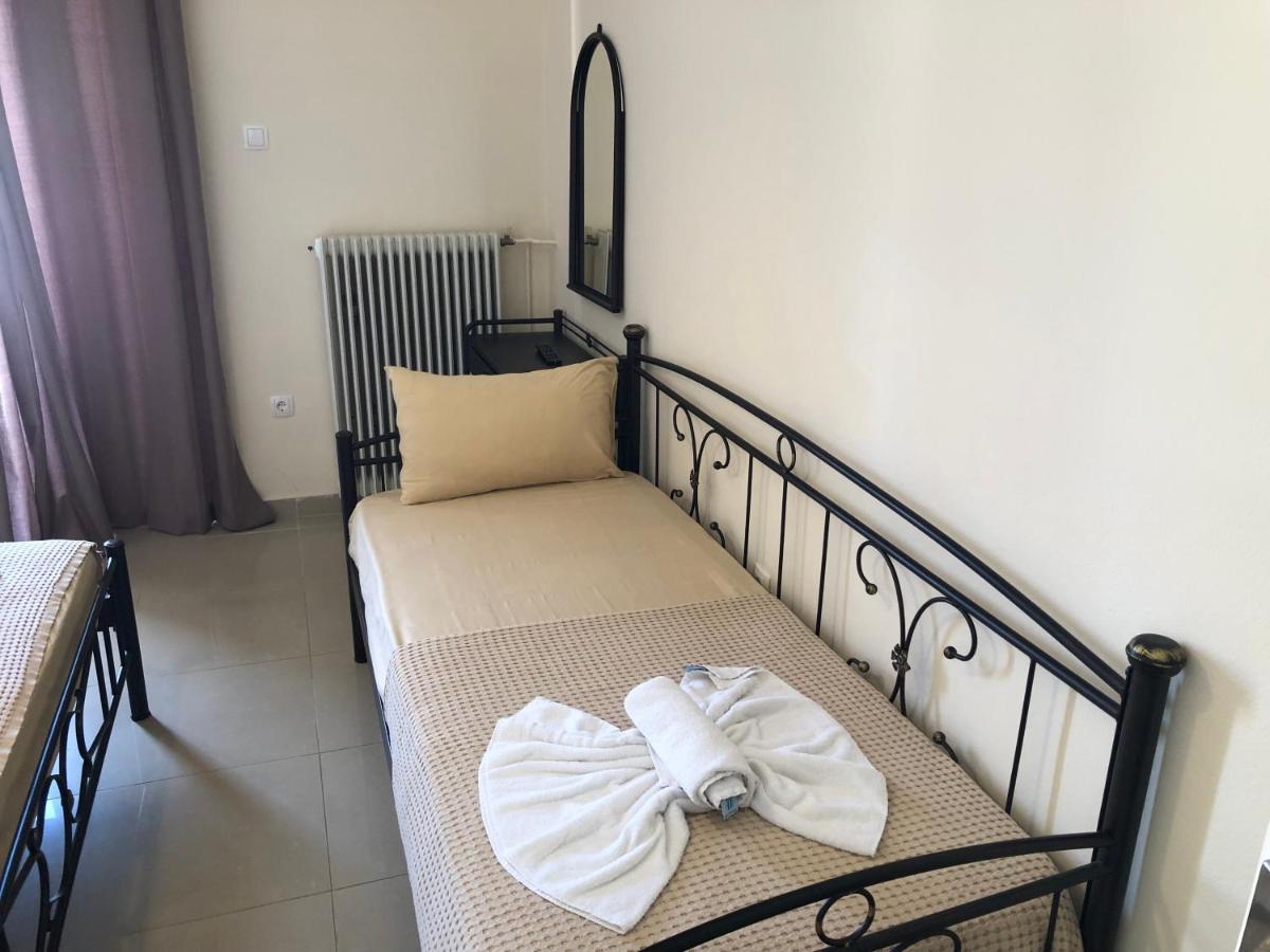 Nikolakakis Rooms Lavrio Lávrion Exterior foto