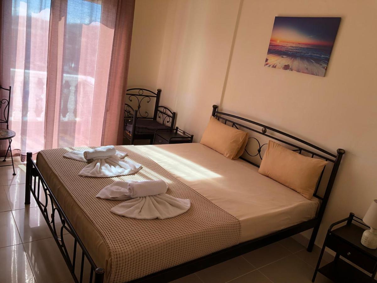 Nikolakakis Rooms Lavrio Lávrion Exterior foto